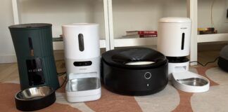 Automatic dog feeders offer the convenience of feeding your dog automatically and precise portion control.