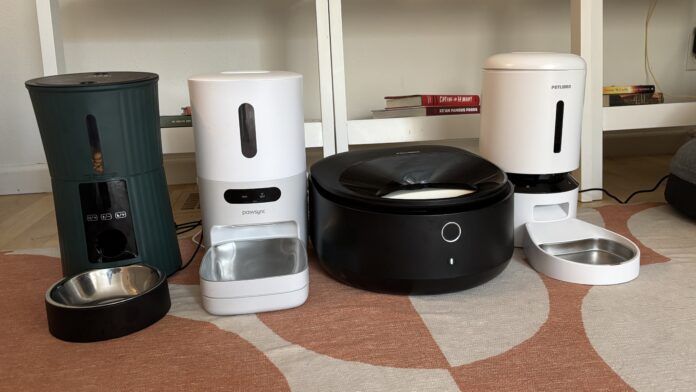 Automatic dog feeders offer the convenience of feeding your dog automatically and precise portion control.