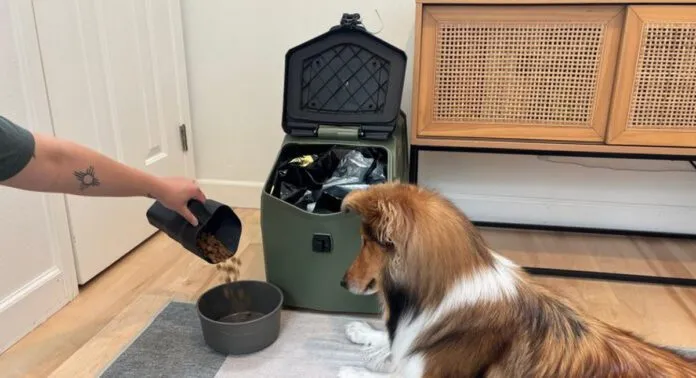 The best dog food containers provide a clean, dry, and resealable place to stor dog food.